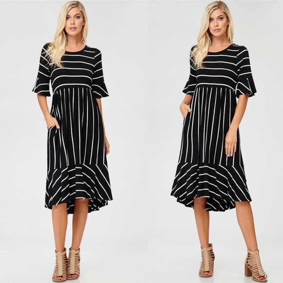 Lightweight Striped Dress In Sizes Small-Large - Picture 2 of 2